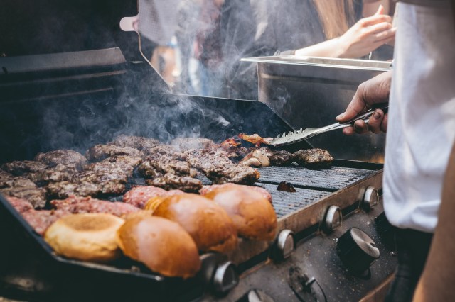 Grilling 101: A Comprehensive Guide with Tips and Tricks for BBQ Beginners